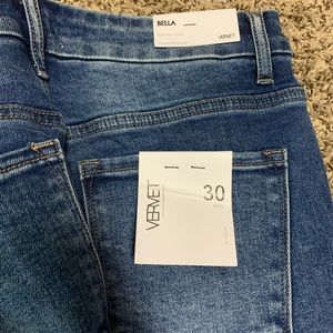 Vervet Bella FlareJeans